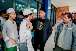 Dinas Perhubungan Fasilitasi Kepulangan Santri Asal Gresik ke Bawean