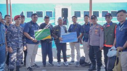 Gerak Cepat, BPBD Gresik Kembali Kirimkan Bantuan Logistik dan Personel ke Pulau Bawean