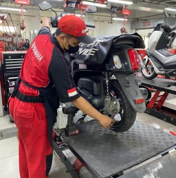 Konsumen Harus Tahu, Ini Beragam Keuntungan Servis Sepeda Motor di Bengkel Tepercaya