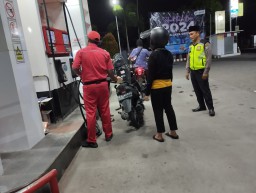 Polres Tulungagung Pantau Kondisi SPBU Jelang Lebaran 2024
