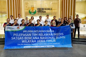 Petrokimia Gresik Bersama Satgas Bencana Nasional BUMN Wilayah Jawa Timur Telah Kirimkan 41 Relawan ke Pulau Bawean