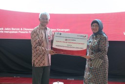 Cegah Stunting, Bank Jatim Salurkan 120 Ribu Telur kepada Pemkab Lumajang