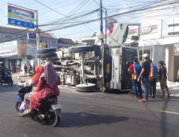 Kronologi Dua Laka Lantas di Jalan Raya Pantura Bungah Gresik, Ada Korban