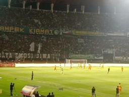 Persebaya Surabaya Akhirnya Mampu Jebol Gawang Persibo Bojonegoro Pada Menit ke-70, Skor Akhir 2-0