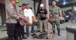 Arena Sabung Ayam Dekat Salah Satu Ponpes di Jombang Digerebek, Polisi Amankan Belasan Orang