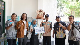 KUC Pasar Kuliner Lawas YBM PLN UP3 Surabaya Selatan Kenalkan Makanan Tempo Dulu di Viaduct by Gubeng