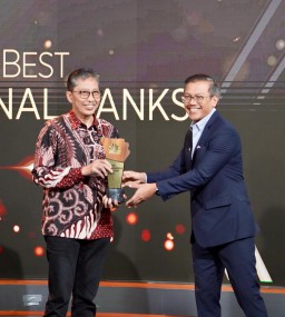 Dinilai Konsisten Jalankan ESG, BJTM Dapat Penghargaan dari CNBC
