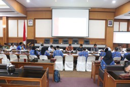 Ada Wacana Tarik Pinjaman untuk Menambal Kekurangan Anggaran dalam Pembahasan KUA-PPAS 2025, Ketua DPRD Gresik Tidak Sepakat