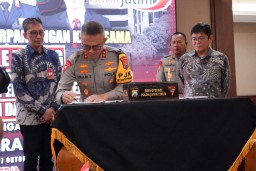 Perkuat Sinergitas, Bank Jatim dan Polda Jatim Teken Perjanjian Kerja Sama