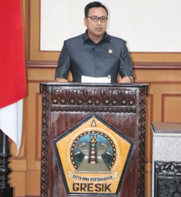 Fraksi Amanat Pembangunan DPRD Gresik Pertanyakan Cara OPD Penghasil Tingkatkan PAD 2025