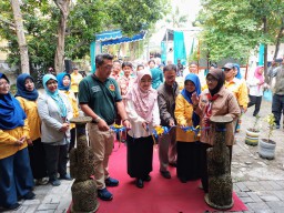 Dukung Kerja Pengiat Pelestarian Lingkungan, Smelting Bangun Sekretariat Bersama di Gresik