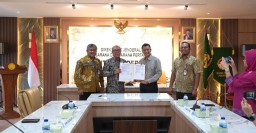 Percepat Swasembada Pangan Nasional, Bank Jatim dan Kementan Bersinergi Lewat Kredit Usaha Alsintan