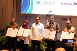 Bank Jatim dan Kemendag Teken Perjanjian Kerja Sama Dongkrak Ekspor