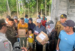 Peduli Bencana, Bank Jatim Salurkan Bantuan Kepada Korban Banjir Malang Selatan