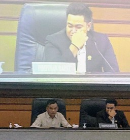 Ketua DPRD Gresik Menangis Prihatin: Tragedi Kecelakaan yang Melibatkan Dump Truk Harus Segera Diatasi