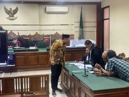 Mantan Bupati Sidoarjo Gus Muhdlor Divonis 4 Tahun 6 Bulan Penjara