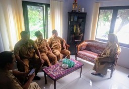 10 Pasutri Antre Adopsi Bayi yang Dibuang, Proses Dilanjutkan ke Dinsos Provinsi
