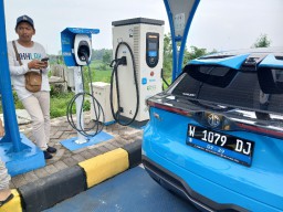 Pengguna Kendaraan Listrik Dibuat Kelimpungan Akibat PLN Mobile Error