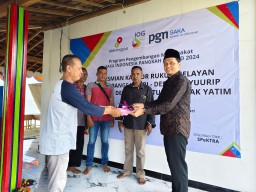 Peresmian Balai Nelayan di Ujungpangkah Gresik, Bansos yang Tertunda Jadi Sorotan