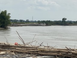 Polda Jatim Panggil Lima Orang Terkait Proyek Tebing Bengawan Solo 40 M yang Ambrol