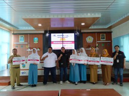 Teman UMKM Smartfren Dukung Usaha Lokal Surabaya & Bojonegoro Naik Kelas Melalui Pelatihan Literasi Digital