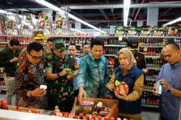 Sidak Supermarket Jelang Lebaran, Forkopimda Pastikan Produk di Sidoarjo Aman