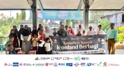 Iconland Tebar Kebahagiaan: Santunan Anak Yatim di Desa Dahanrejo Sambut Idul Fitri