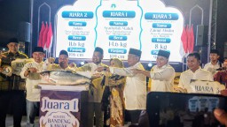 Bandeng 14,6 Kg Cetak Rekor di Kontes Bandeng Kawak Gresik 2025