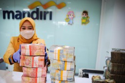 Bank Mandiri Siapkan Duit Rp3,1 Triliun untuk Idulfitri di Jatim