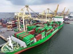 Pelindo Terminal Petikemas Siap Layani Logistik Lebaran Tahun 2025