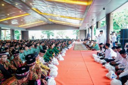 Manasik Haji Massal Digelar, Bupati Ingatkan Kesehatan CJH Lamongan Jelang Keberangkatan