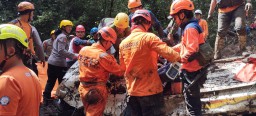 Kronologi Tragedi Longsor di Cangar: 10 Korban Meninggal Dunia Ditemukan