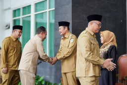 Halal Bihalal Warnai Hari Pertama Kerja di Pemkab Lamongan