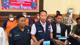 Polres Jombang Tangkap 5 Pengedar Sabu Residivis, Sita 3,5 Ons Barang Bukti