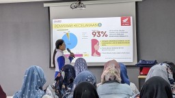 Kartini Masa Kini Surabaya Kampanyekan Keselamatan di Jalan Lewat Edukasi Interaktif