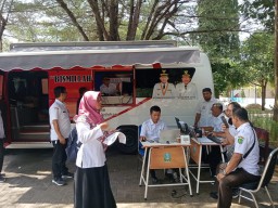 Disdukcapil Sumenep 'Jebol' Sekolah demi Selamatkan Generasi Tanpa Identitas