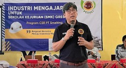 PT Smelting Bekali Siswa SMK Islamic Qon dengan Soft Skill