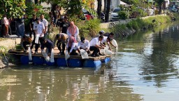 Peringati HPN 2025, PWI Jombang Tebar 5.000 Benih Ikan Dukung Ketahanan Pangan dan Lingkungan
