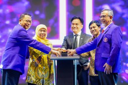 Gubernur Khofifah Ajak PDGI Tuntaskan Masalah Kesehatan Gigi dan Mulut Masyarakat