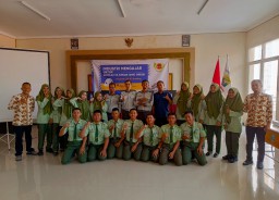 Industri Mengajar, PT Smelting Kenalkan Dunia Industri kepada Siswa SMKN 1 Cerme
