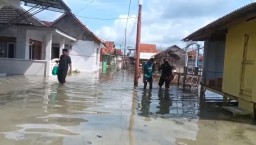 Banjir Rob Rendam Pulau-Pulau di Saobi Sumenep, Dusun Bungin Nyarat Terparah