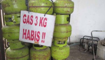 DPRD Sumenep Bantah Klaim Pemkab Soal Stok Gas Melon Aman, Warga Mengeluh Langka
