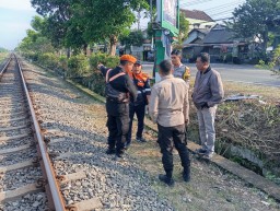 Terbongkarnya Pencurian Rel Kereta di Bojonegoro, Pelaku Kabur, Truk Ditinggalkan