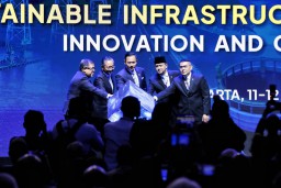 Jawa Timur Tampilkan Gagasan Kota Tangguh Berkelanjtan di Konferensi Infrastruktur Internasional