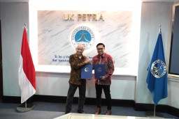 Bank Jatim dan UK Petra Jalin Sinergi Strategis untuk Pengembangan Pendidikan dan Layanan Keuangan