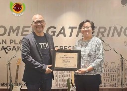 Peduli Pekerja Rentan, BPJS Ketenagakerjaan Beri Penghargaan Platinum ke PT Smelting