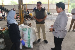 Ketua DPRD Gresik Pertimbangkan Alokasi 3 Persen APBD untuk Pengolahan Sampah Terpadu