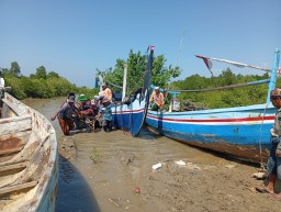 Gunakan Tabung Gas 3 Kg, Nelayan Sampang Selamat Setelah 12 Jam Terapung