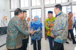 Salurkan Aspirasi Lebih Dekat: Gubernur Khofifah Bersama Ketua DPD RI Resmikan Kantor DPD RI Jatim di Surabaya