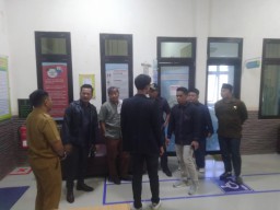 Sidak Komisi IV DPRD Sampang Temukan Kejanggalan di Puskesmas Torjun, Toilet Rusak hingga Petugas Laboratorium Terbatas